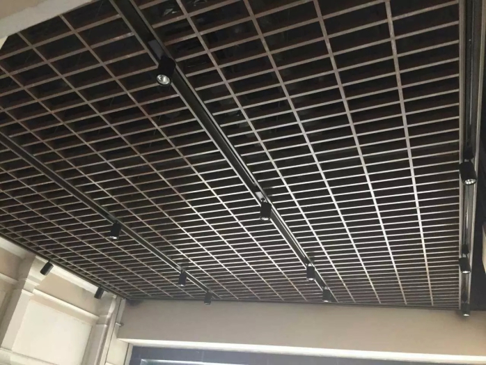 饭店格栅吊顶效果图